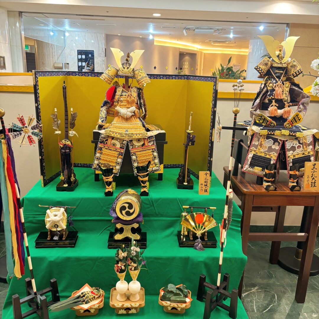 お子様の健やかな成長を願う「五月人形」展示